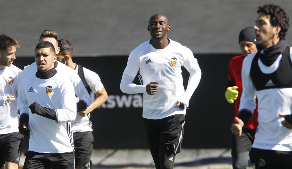 El entrenamiento del Valencia CF, en imágenes