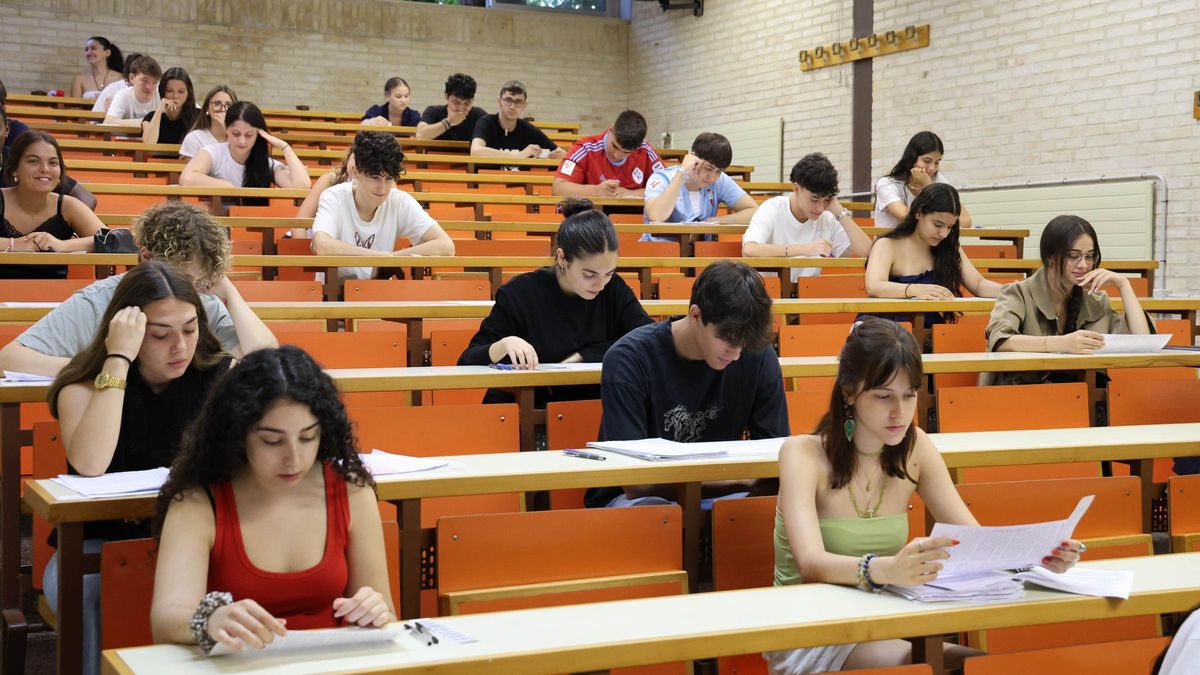Vigo, CUVI, Facultad de Traducción. Exámenes de Selectividad extraordinaria