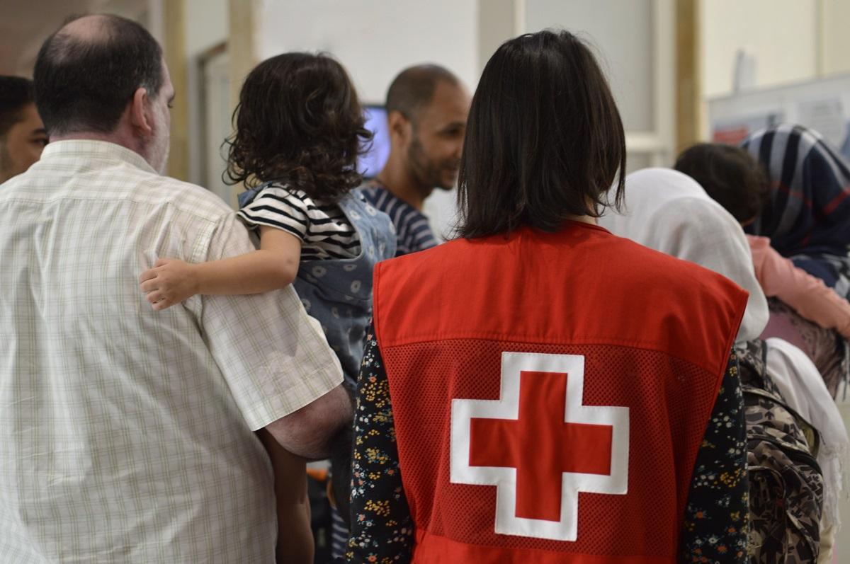 Los voluntarios de Cruz Roja en Córdoba asisten a colectivos vulnerables en la provincia.