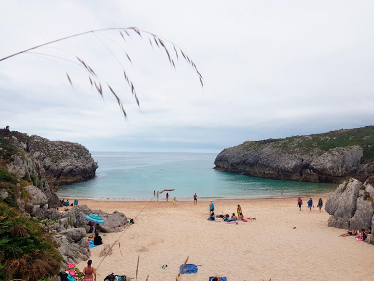 España descubre la cala de San Antonio como la mejor del país por consulta popular