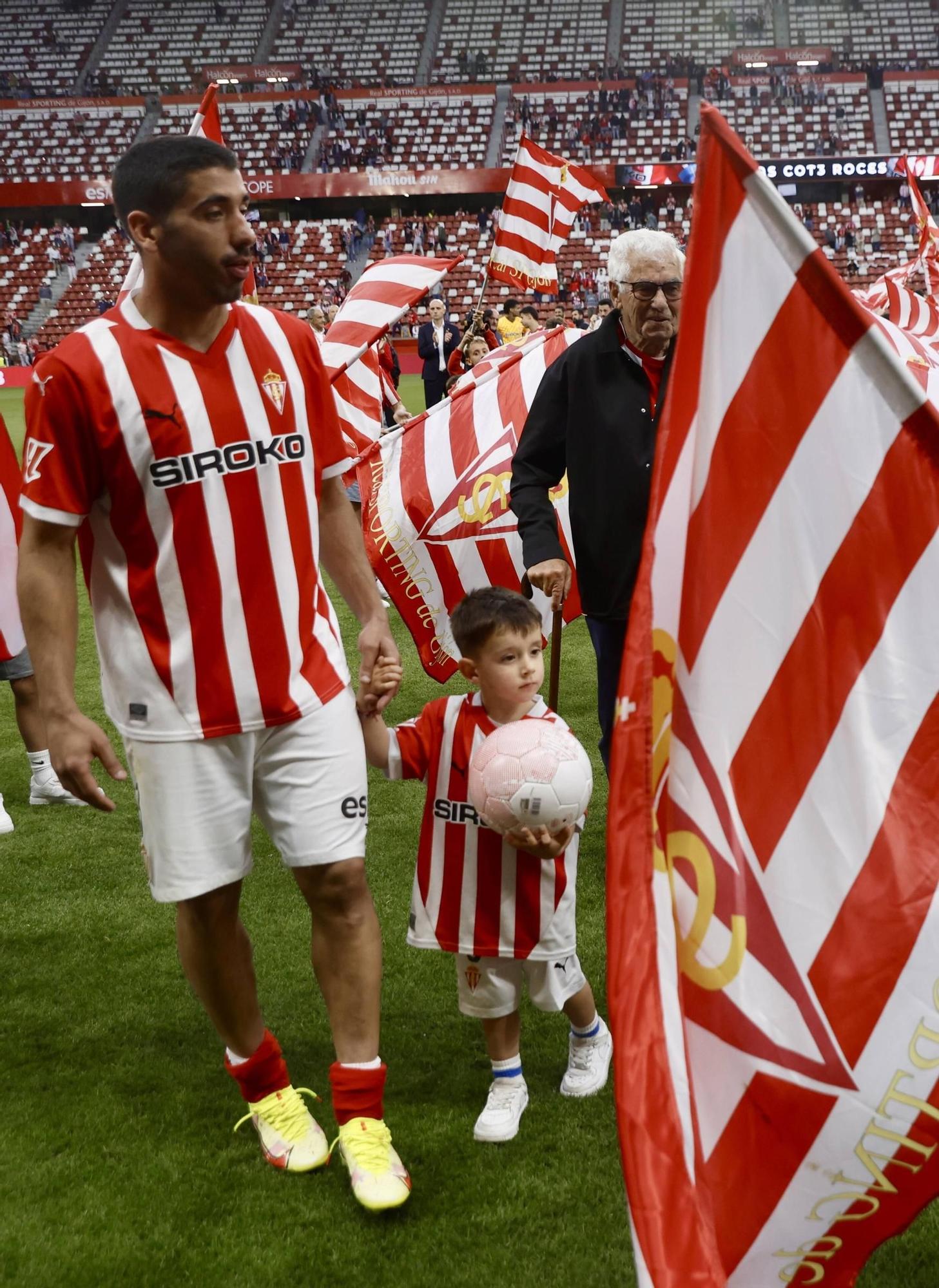 Cote y un adiós de película: así fue la despedida del Sporting a José Ángel