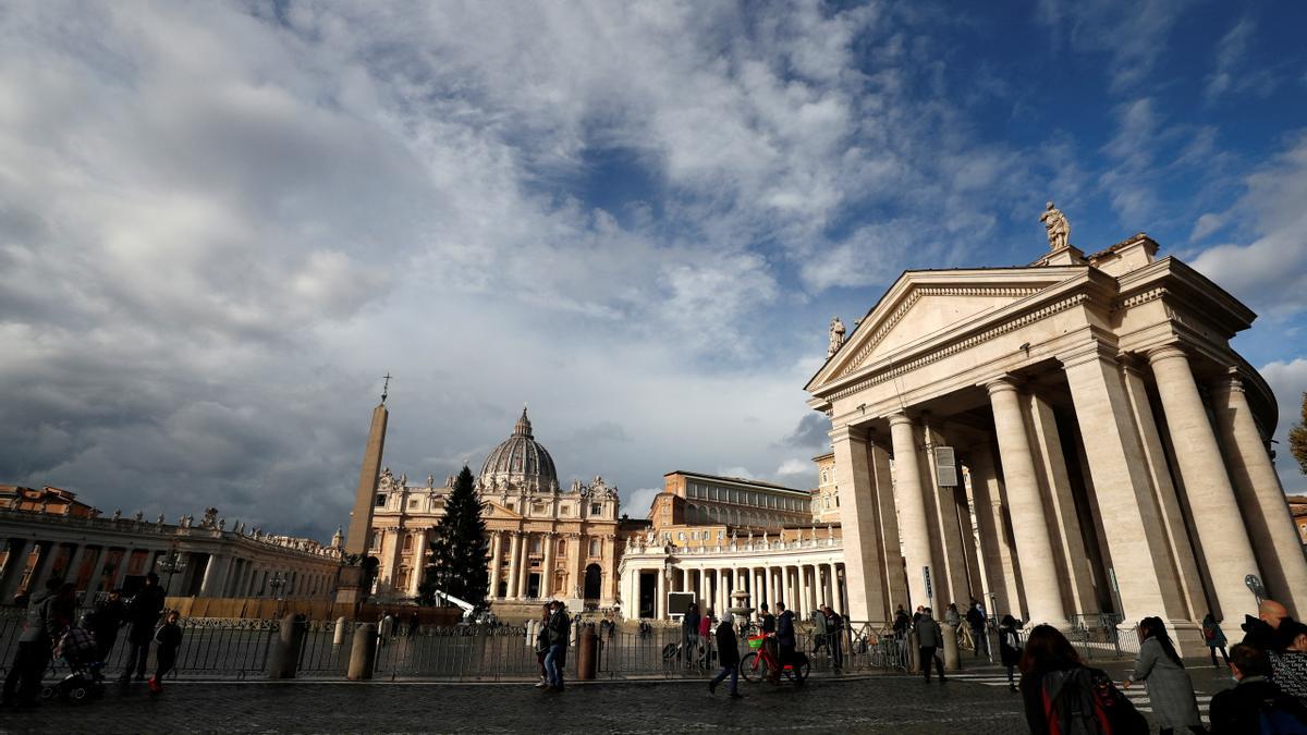 Una vista de la plaza de San pedro en El Vaticano.