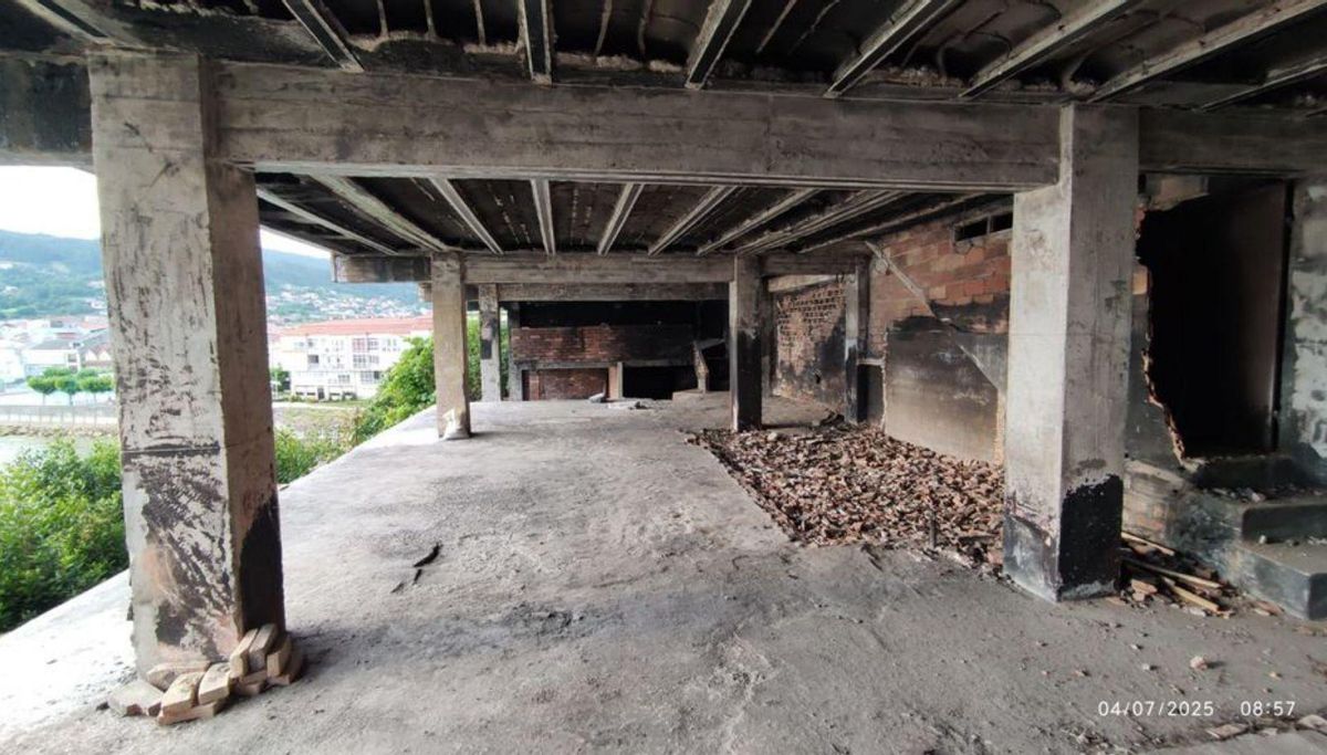 Estado actual del edificio, en su vertiente hacia el mar. | S. Álvarez