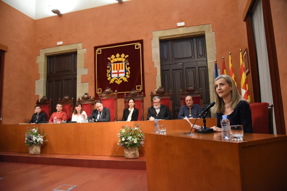 Entrega de la medalla de la Ciutat al Mèrit a Flor