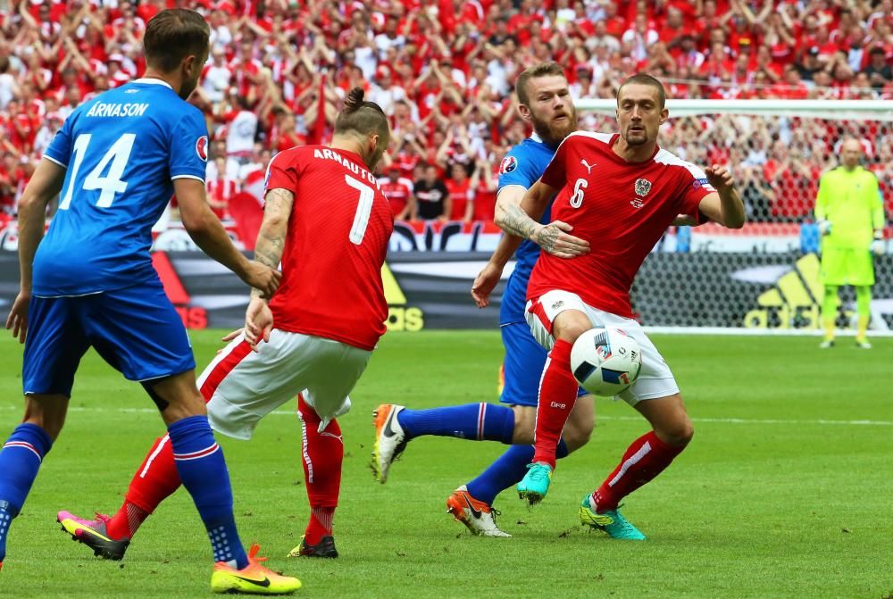 Group F Iceland vs Austria