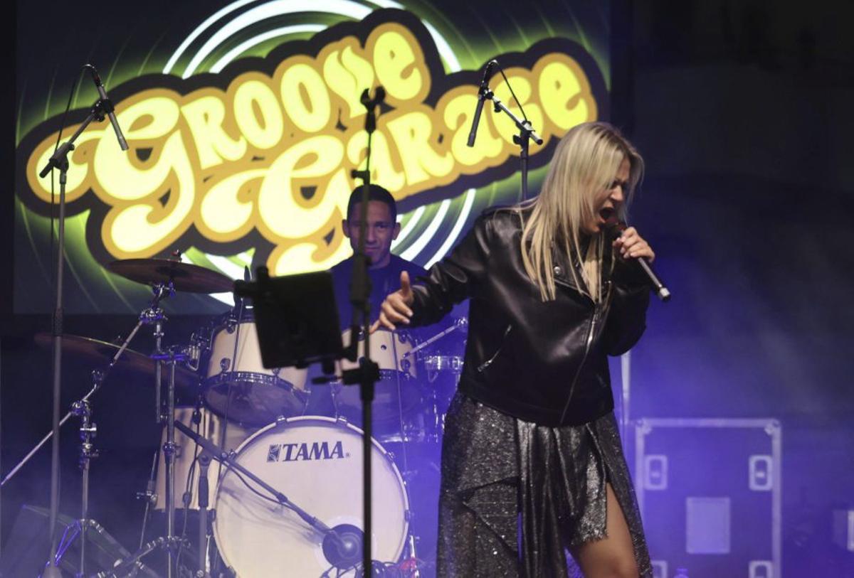 Noemí Funes y su banda, Groove Garage.