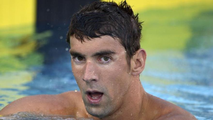 Michael Phelps, suspendido seis meses por conducir ebrio