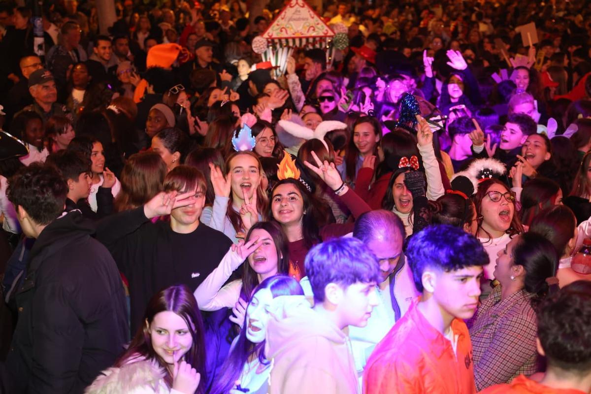 Viernes Ramblero: un Carnaval atípico llena las calles de Alicante