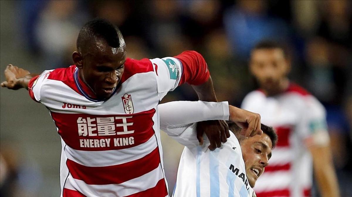 Uche, defensa del Granada