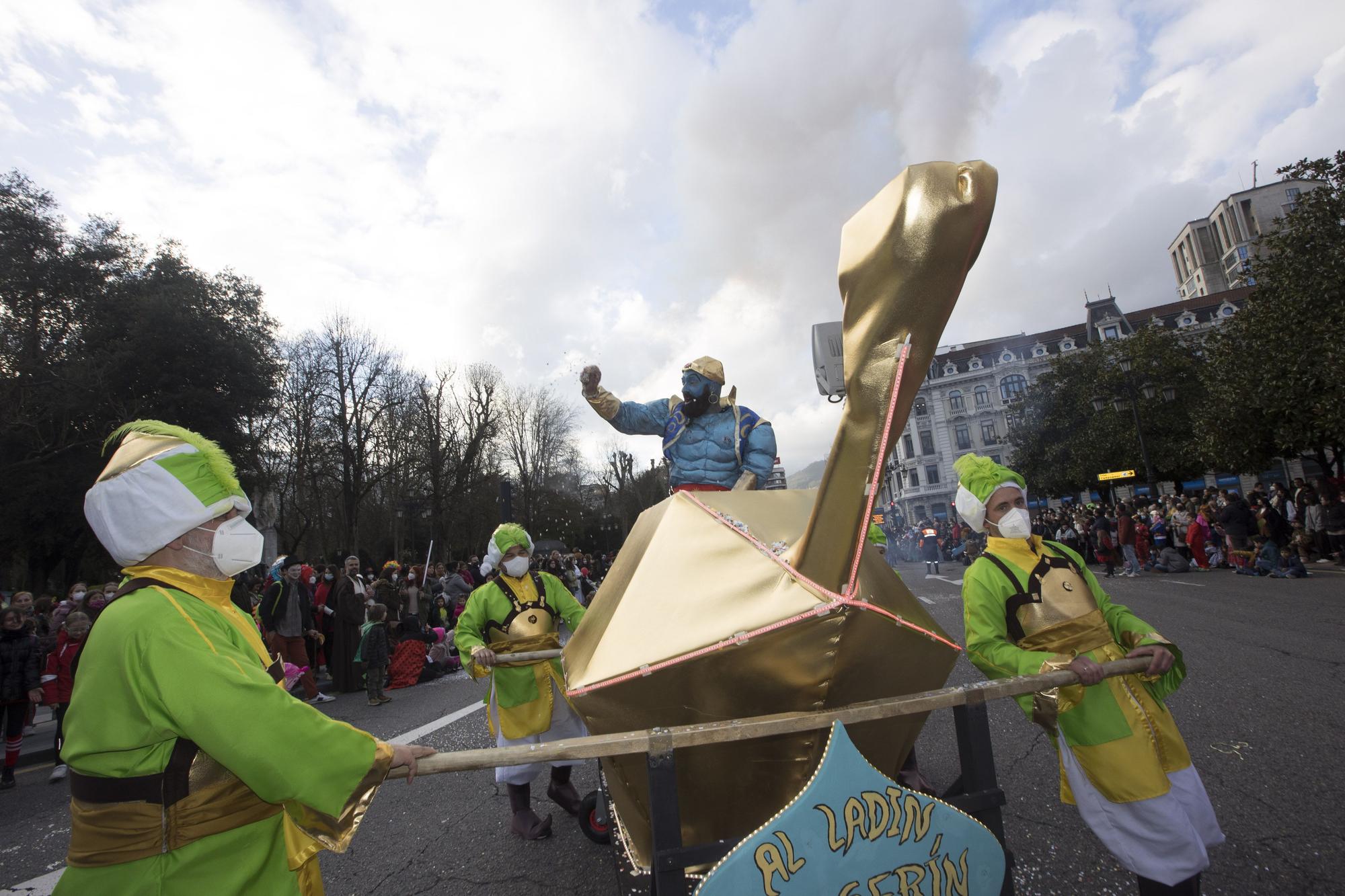 Galería de fotos: Así fue el gran desfile del carnaval en Oviedo