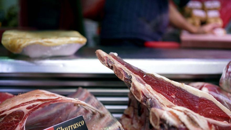 ¿Qué es el Síndrome de alfa-gal, que se produce después de comer carne roja?