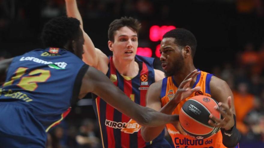 El Valencia Basket hace vibrar a La Fonteta