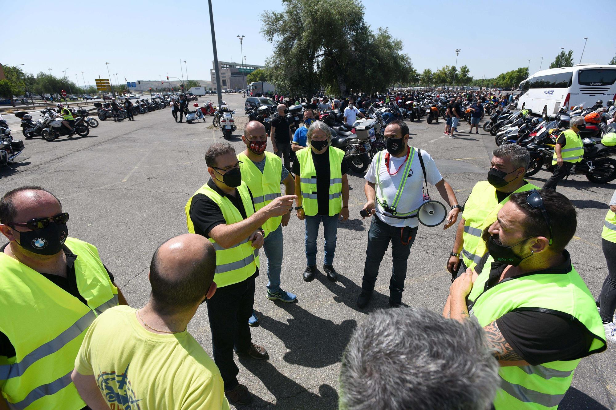 Concentración de motos para protestar por los peajes a las autovías