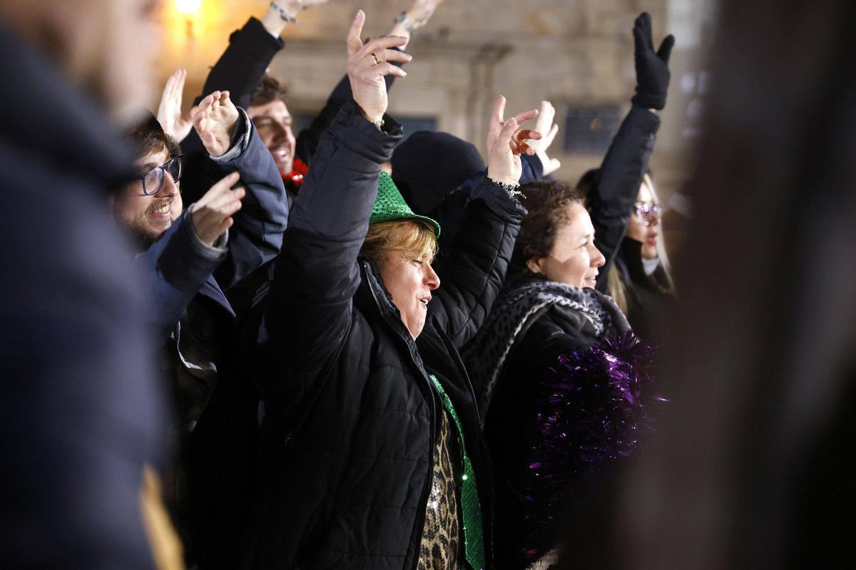 Santiago da la bienvenida al 2026 en el Obradoiro Santiago da la bienvenida al 2026 en el Obradoiro