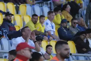 Luis García vuelve a la 'zona cero' de los pitos de la bombonera de la UD Las Palmas