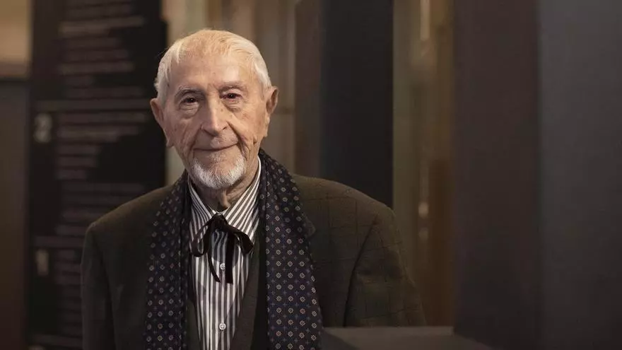 Muere Josep Vallverdú, referente de la literatura catalana, a los 103 años