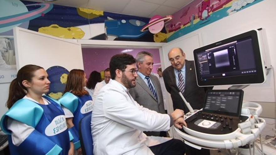 El hospital Cruz Roja y Ressalta presentan su nueva unidad de imagen del niño