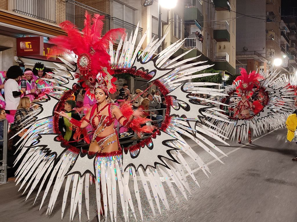 Revive la última noche del Carnaval de Águilas 2024, en imágenes