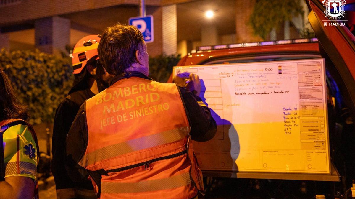 Bomberos de Madrid en una intervención.