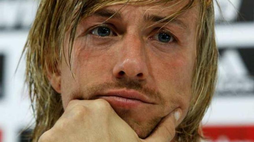 Guti dice que ha acabado su ciclo en el Real Madrid