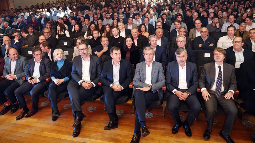 Rueda y Agrasar, antes de sus intervenciones.