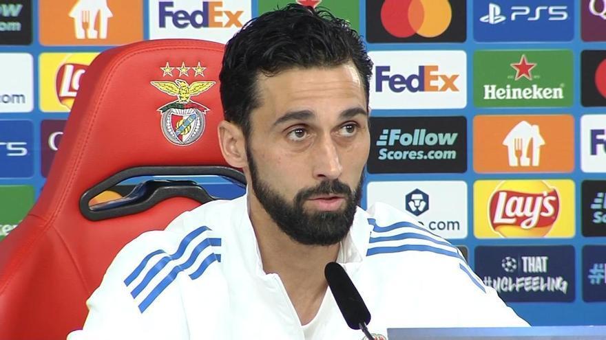 Arbeloa: "Si llamo a Mourinho a las tres de la mañana, me coge, es 'uno di noi' "