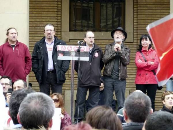 Fotogalería: Manifestación en Zaragoza contra el paro y por democracia