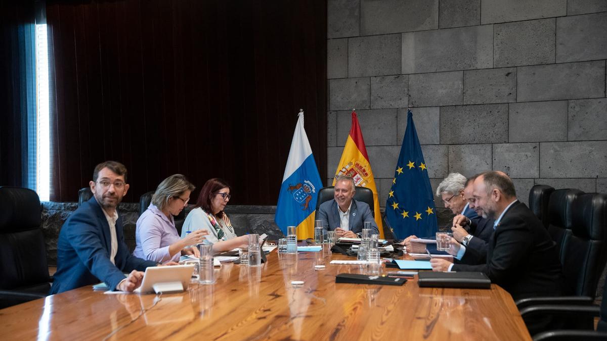 Consejo de Gobierno celebrado este jueves en Santa Cruz de Tenerife.