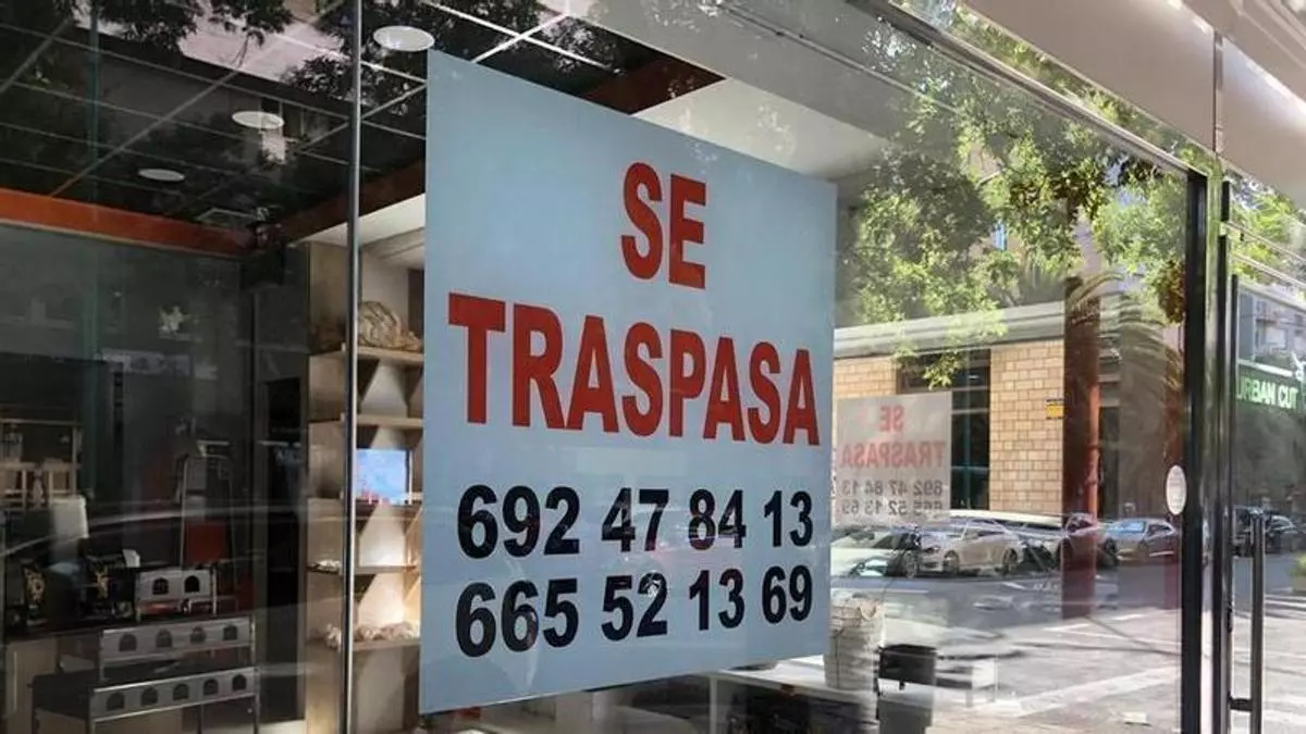 Cierran negocios en la avenida Virgen de Guadalupe de Cáceres