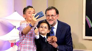 Tu i jo som tres. Per Ferran Monegal.