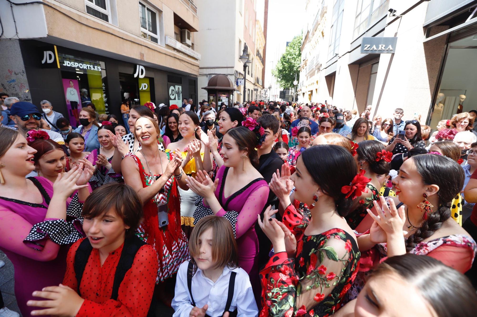 Pasacalles de las academias de baile en Córdoba