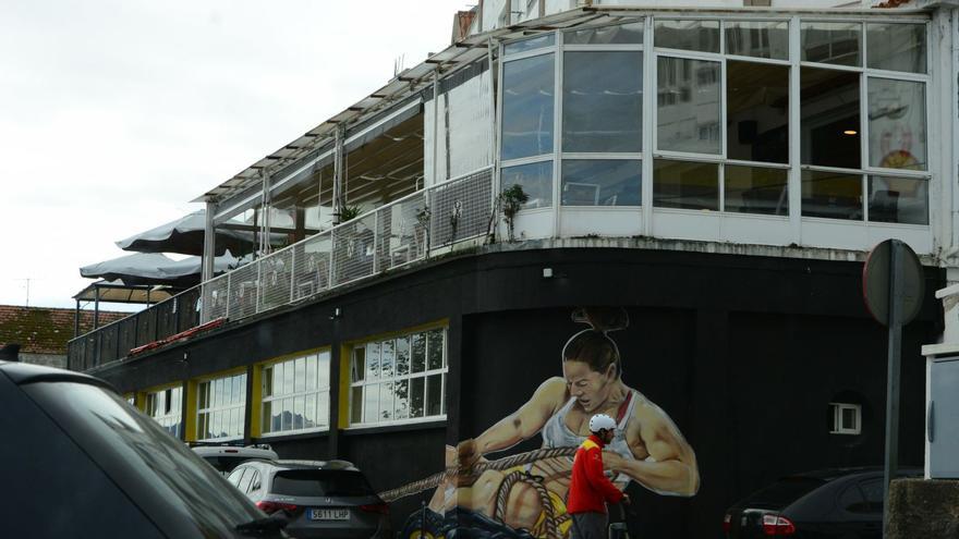 Sede del Club Náutico Rodeira, de Cangas.   | // G.NÚÑEZ