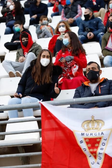 Un Real Murcia peleón no puede con el Córdoba (0-1)