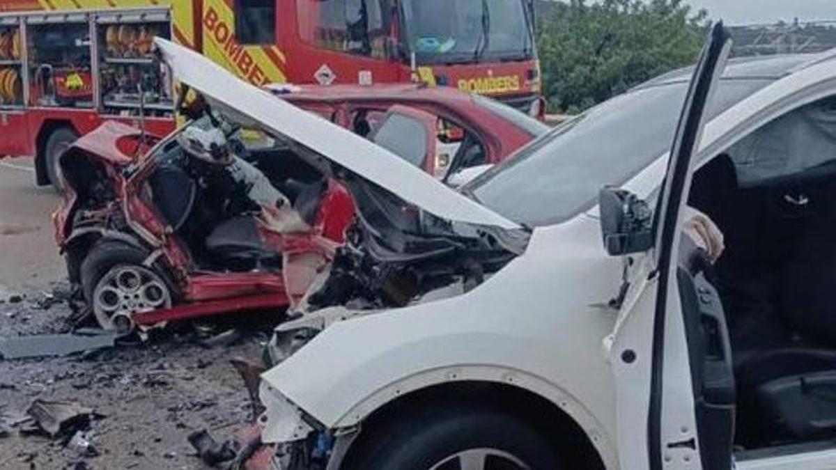 El accidente en la N-340 este domingo en Almenara.