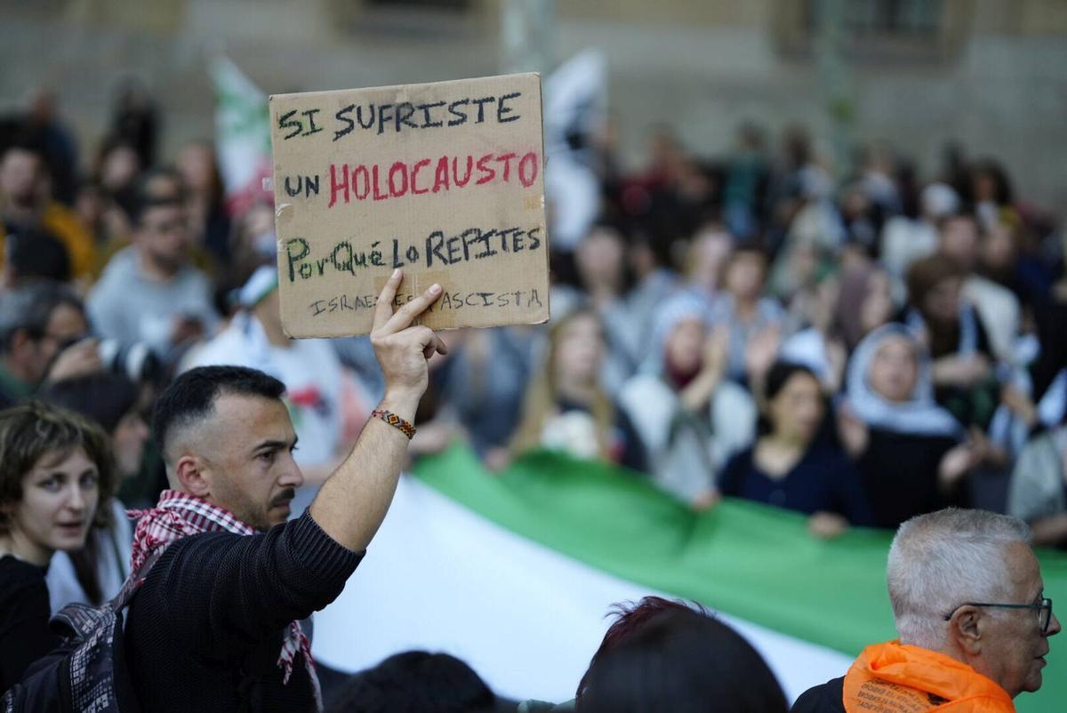 Acción en Barcelona para denunciar el genocidio en Gaza