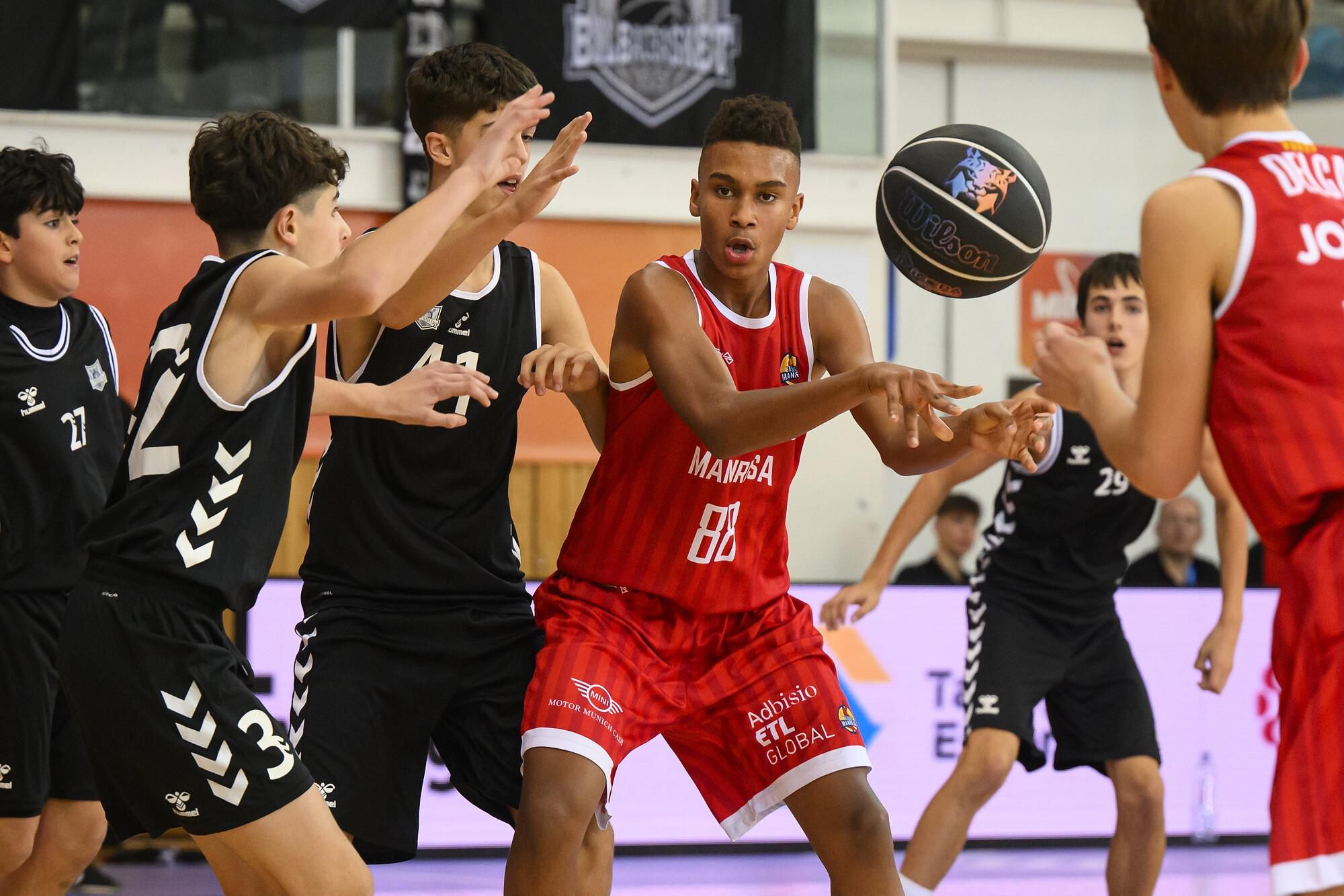 Imatges de l'Occident Manresa-Bilbao Basket