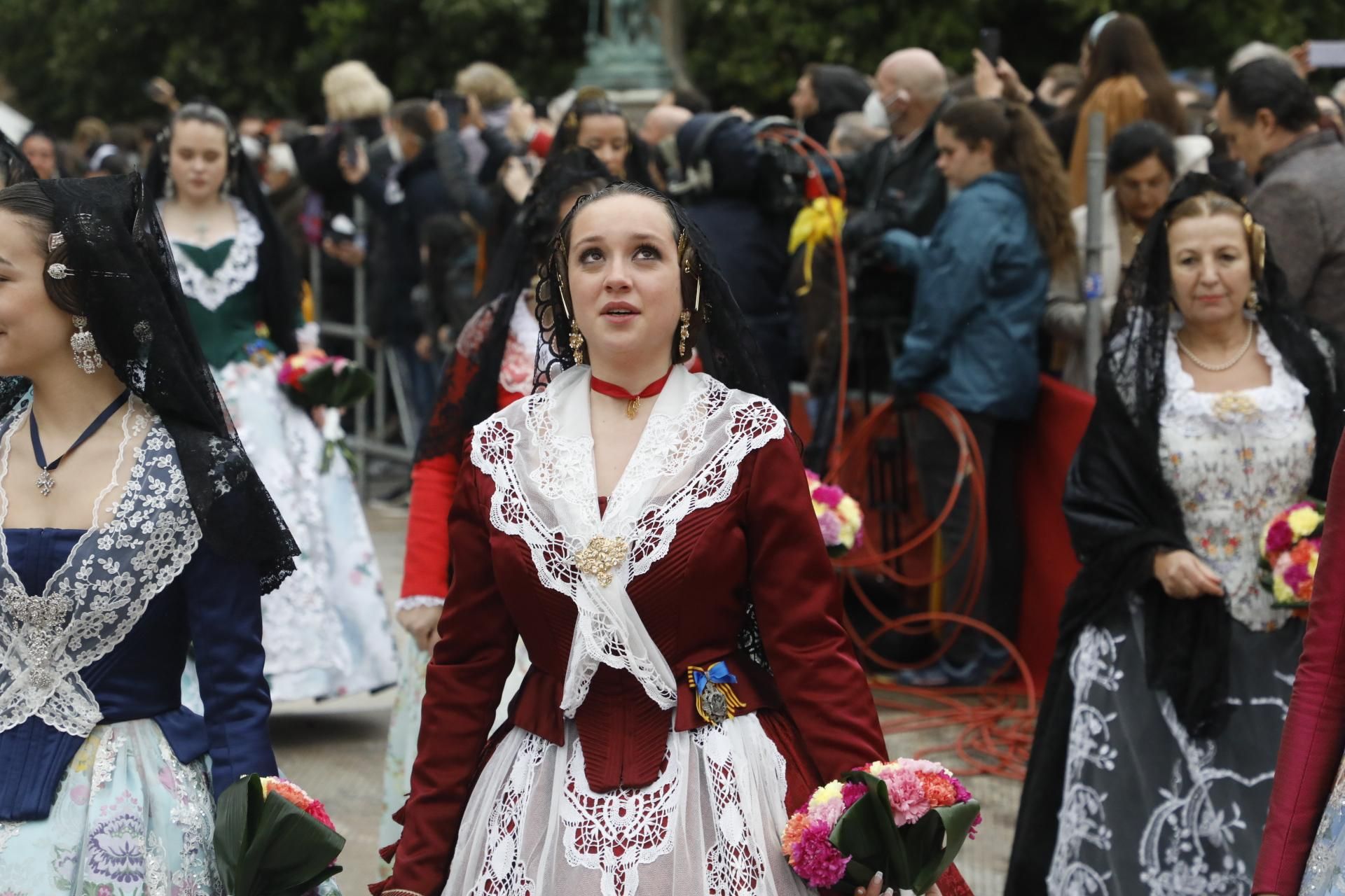 Búscate en el primer día de Ofrenda por la calle Quart (entre las 115.30 y las 17.00 horas)