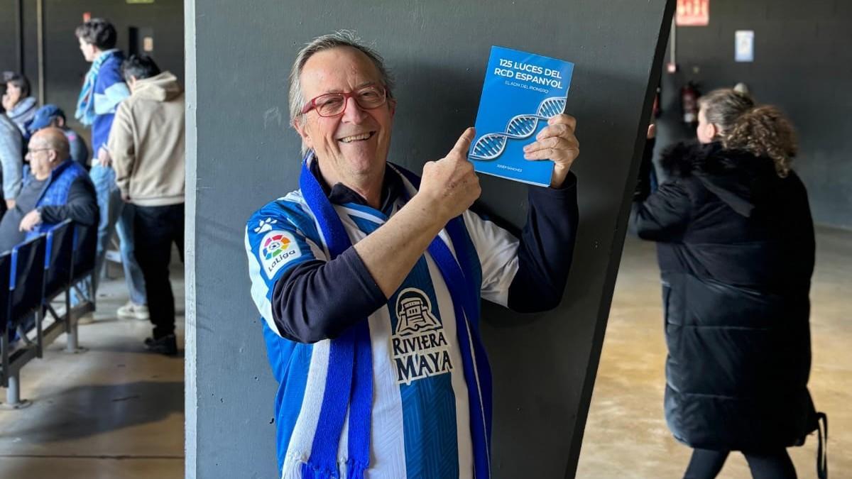 Josep Sánchez, autor del libro '125 luces del RCD Espanyol: El ADN del pionero'