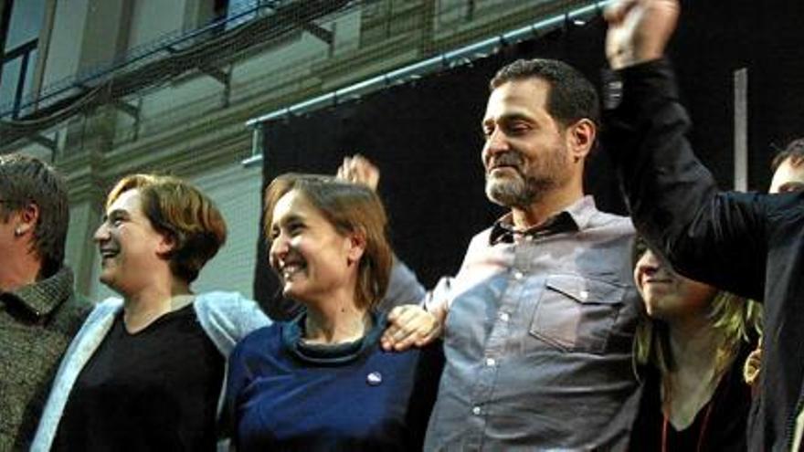 Eufòria ahir a l&#039;Estació del Nord, en la celebració de la victòria catalana d&#039;En Comú Podem