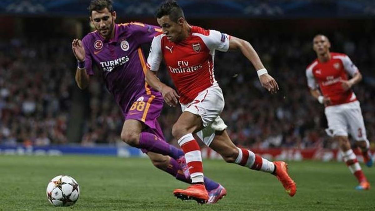 Alexis contribuyó a la goleada del Arsenal