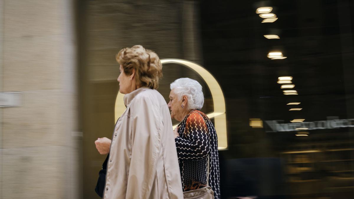 La esperanza de vida sobrepasa los 83 años