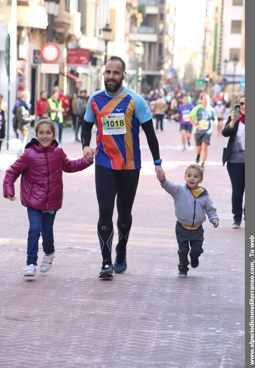 Atletas en el IX Marató BP de Castellón