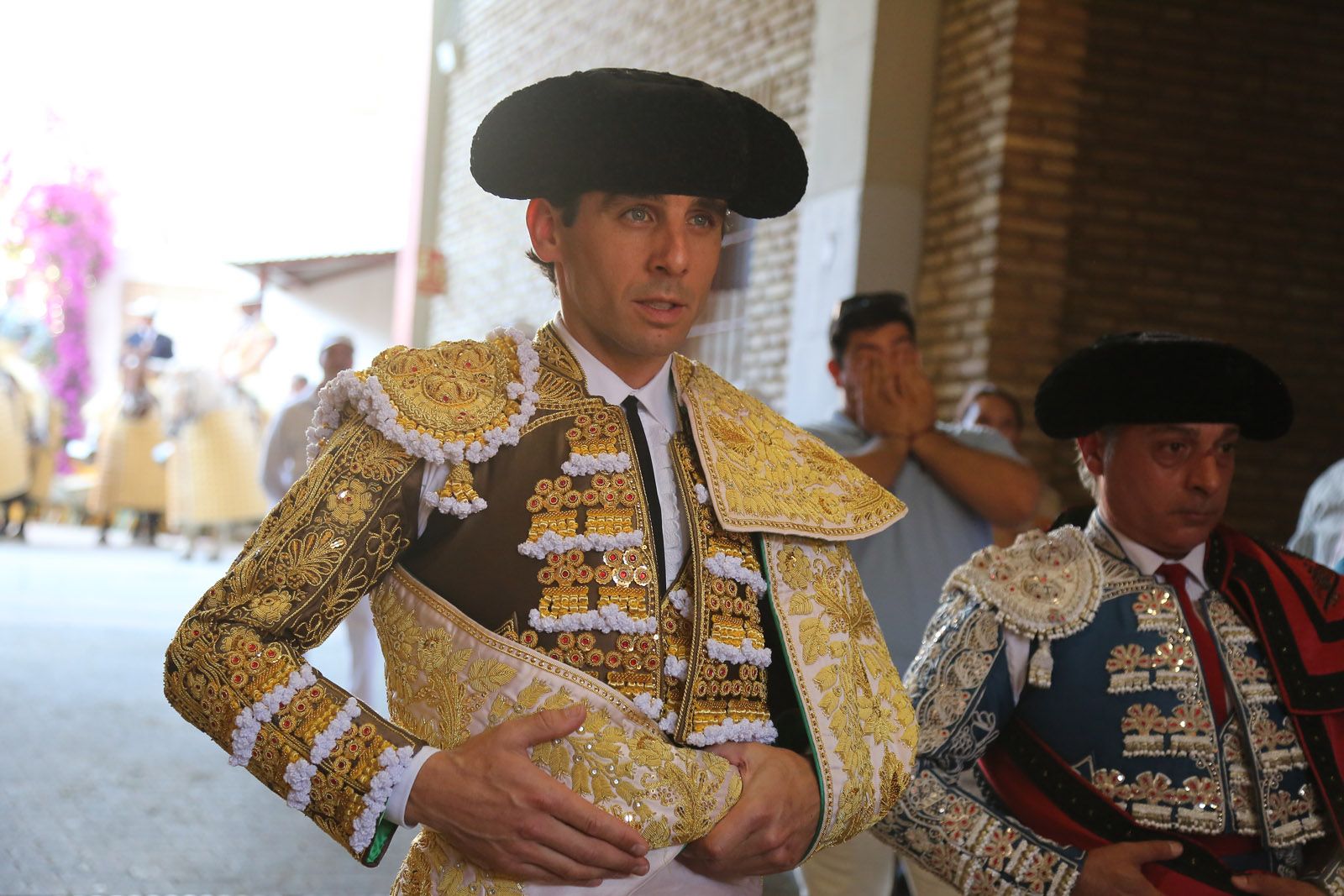 Román toma la alternativa y la puerta grande se abre para Roca Rey y Ortega