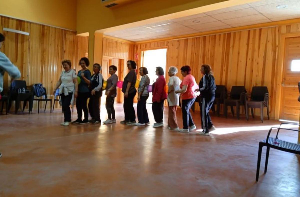 Taller de risoterapia de la asociación de mujeres. |      