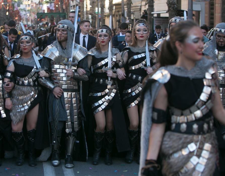 San Vicente celebra su entrada cristiana en las fiestas de Moros y Cristianos 2019