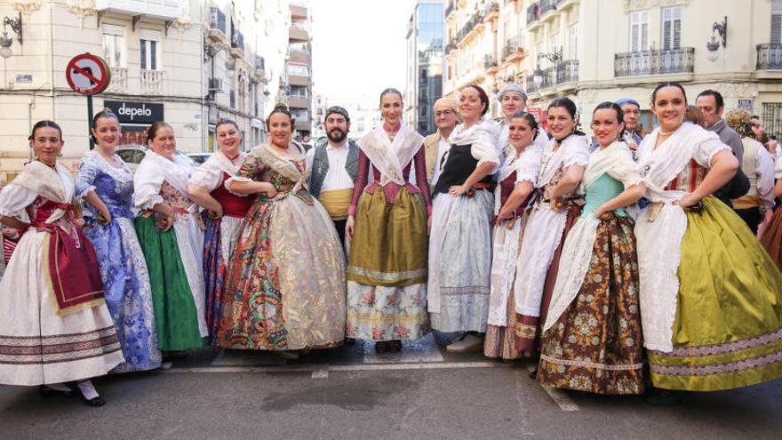 Bailes valencianos en honor a San Vicente Mártir