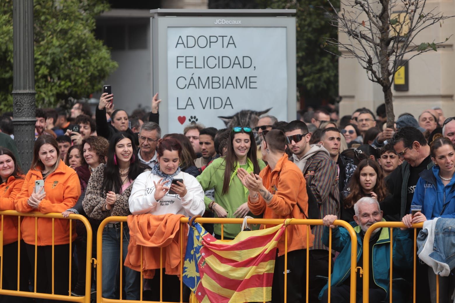 Búscate en la mascletà del día de la Crida
