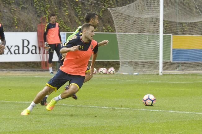 ENTRENAMIENTO DE LA UD LAS PALMAS EN BARRANCO ...