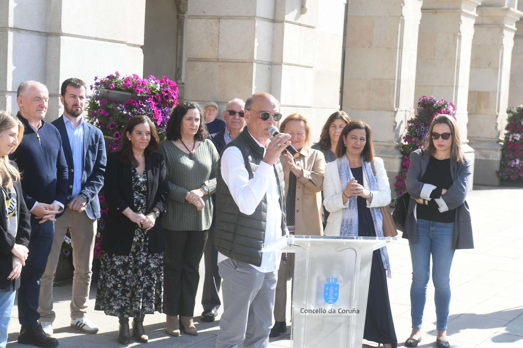 Lectura de un manifiesto en María Pita por el Día Mundial del Párkison