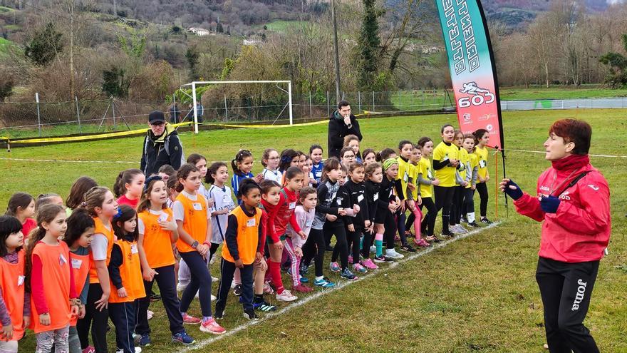 Panes, capital del campo a través infantil asturiano